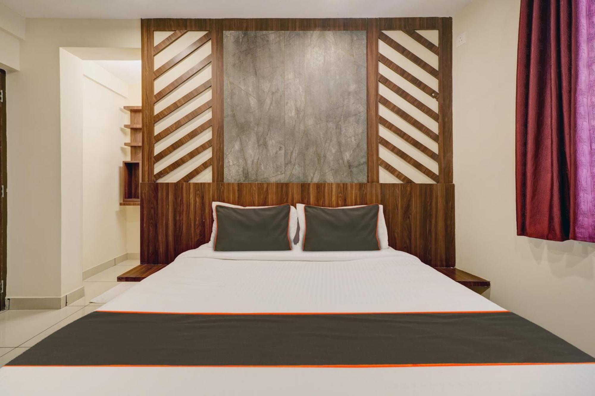 Gypsy Hotel Cusat Kochi Εξωτερικό φωτογραφία